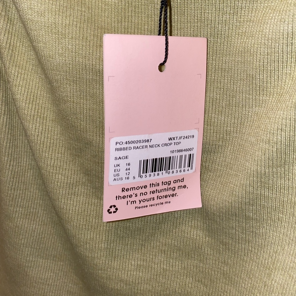MISSGUIDED Racer Neck Crop Top - Picture 5 of 6